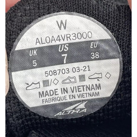 Altra Escalante Women's Size 7 Running Shoes Black Foot‎ Shape - Picture 3 of 11